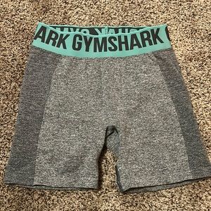 Gymshark women’s flex shorts- grey with turquoise band. Size small
